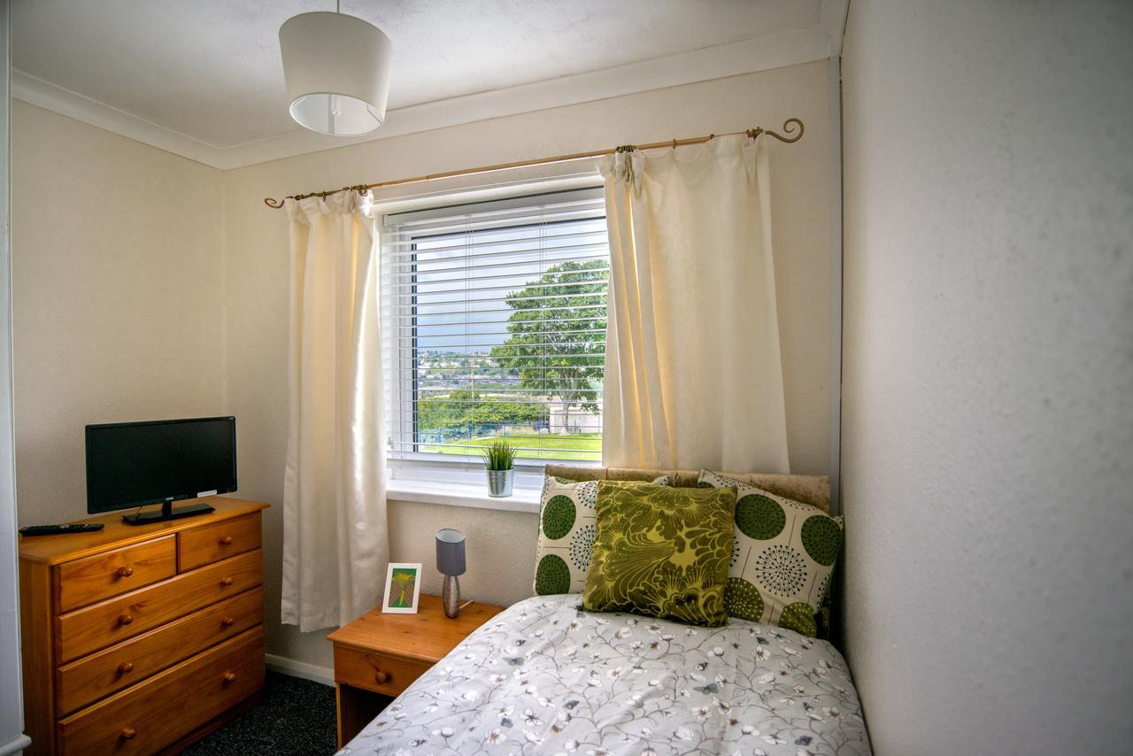 Carys Serviced Accommodation Swansea Chambre photo